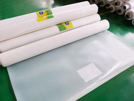 鲁蒙高分子防水卷材是绿色环保型产品