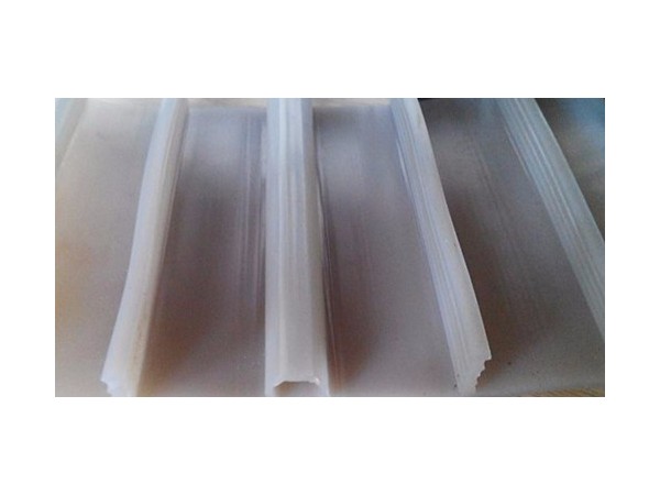 PVC塑料止水带跟橡胶止水带的区别